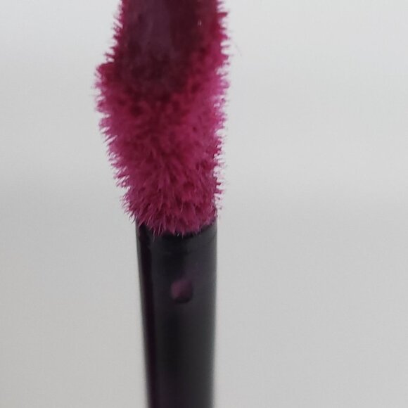 Hopeful Lilac Lip Gloss - Special Edition Unlimited Lip Gloss by Mary Kay - Picture 6 of 12